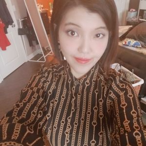 Meet your Posher, Sang